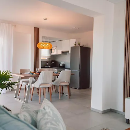 Apartment Perla De Mar Les Deveses